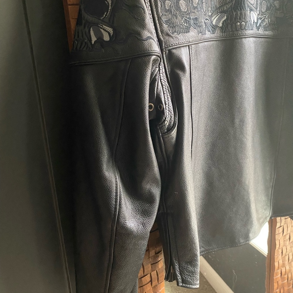 First Classic Leather Motorcycle BikerJacket Skulls - Picture 10 of 13